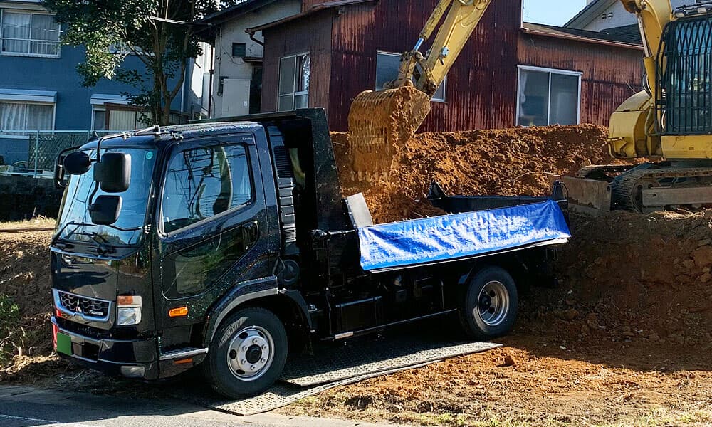 4tダンプ常傭仕事・一車取り土木資材・残土の配達・運搬をさせていただきます
