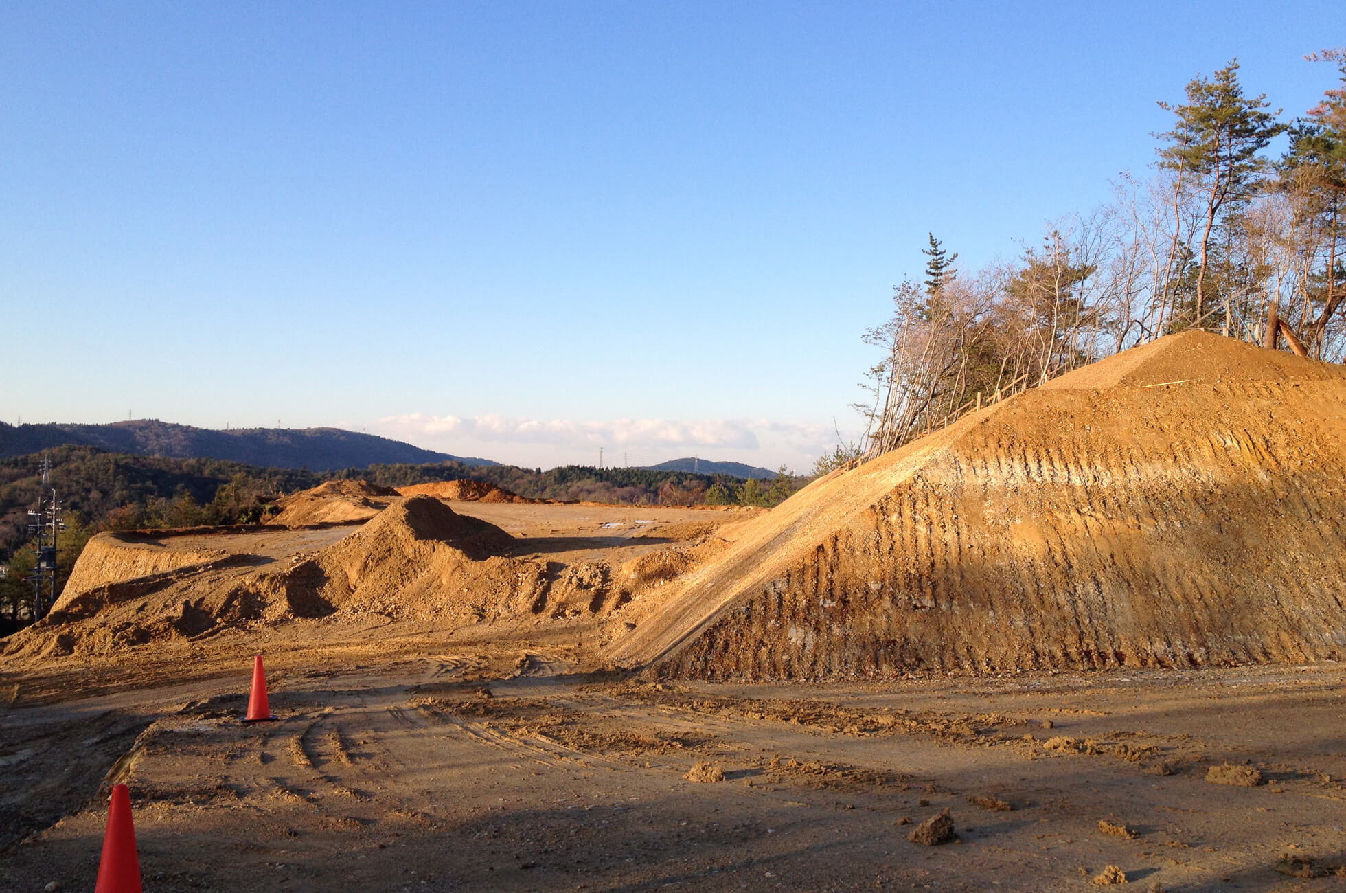 山の高さが低くなってきました