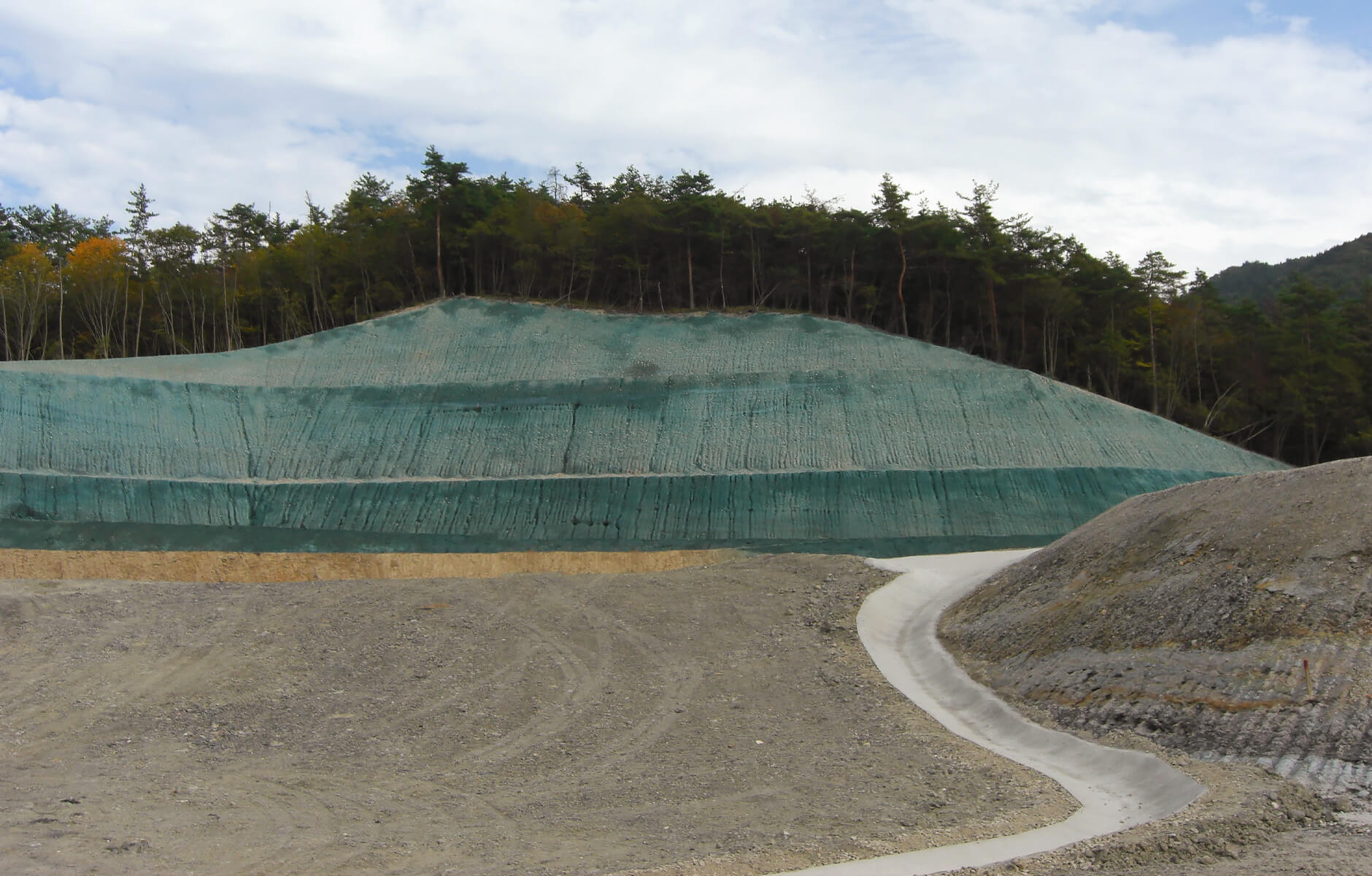 法面：種子吹き付け