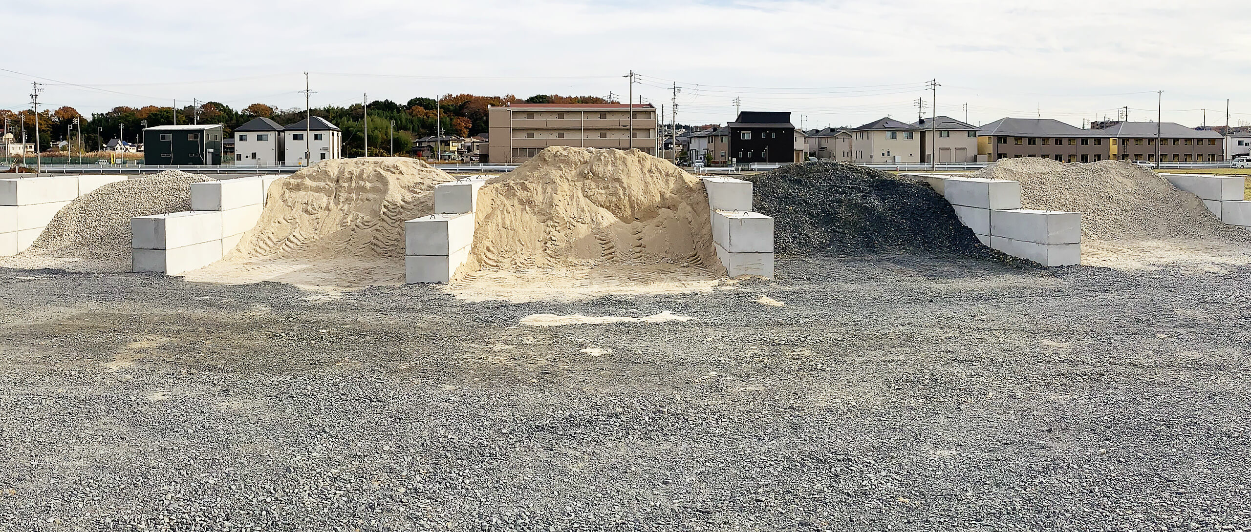 土木資材販売・配達、残土引取・処理・販売